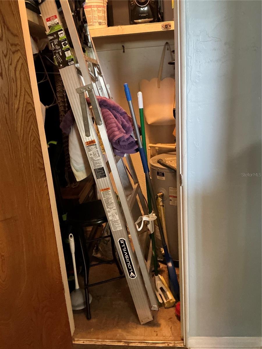 TB8383579 Property Photo