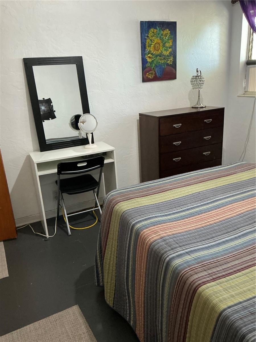 TB8383579 Property Photo