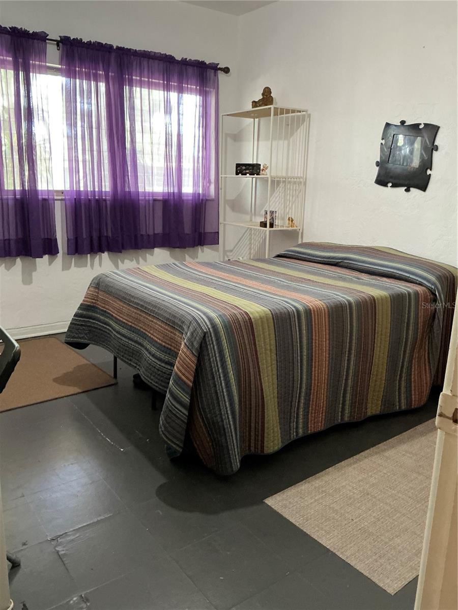 TB8383579 Property Photo