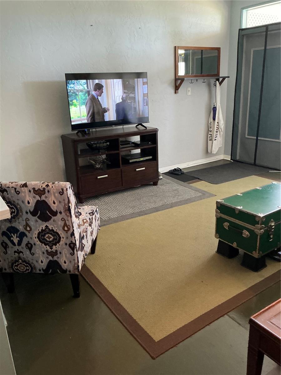 TB8383579 Property Photo