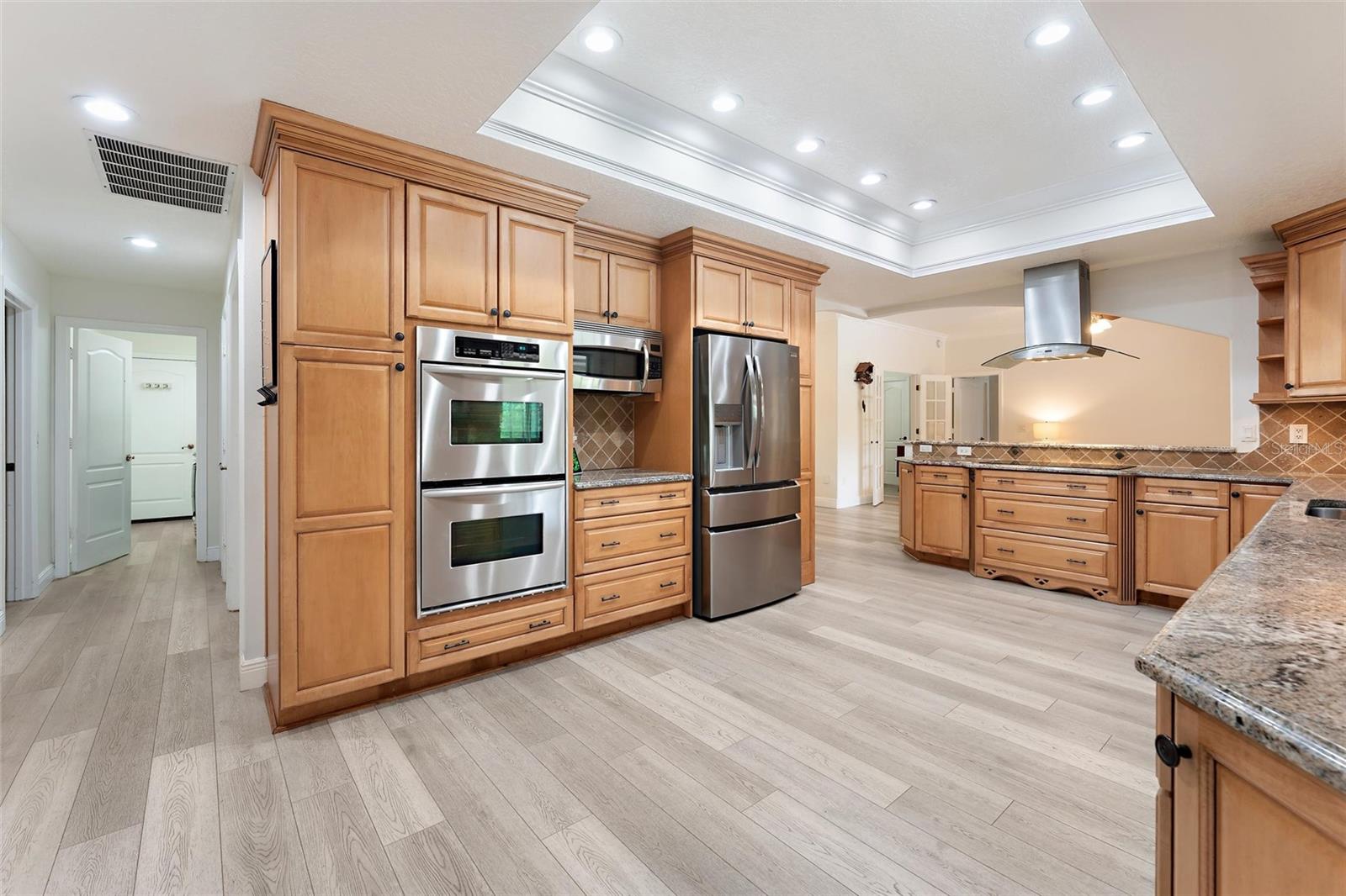 352 SWANSEA CT, OVIEDO, FL, 32766