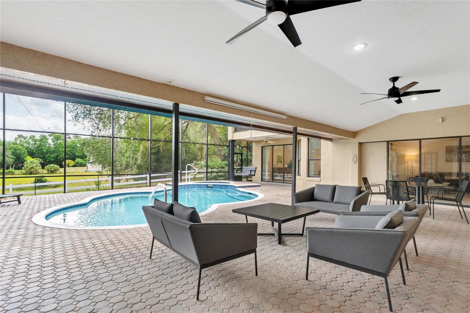 352 SWANSEA CT, OVIEDO, FL, 32766