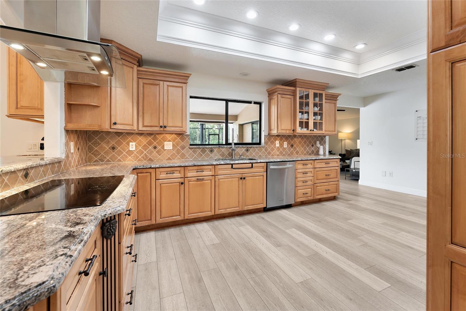 352 SWANSEA CT, OVIEDO, FL, 32766