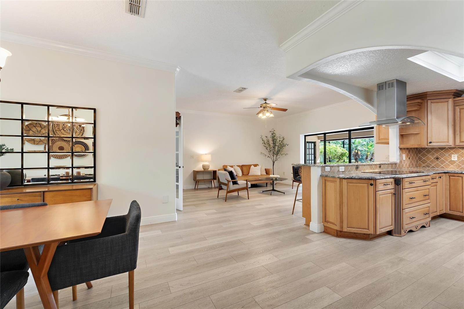 352 SWANSEA CT, OVIEDO, FL, 32766