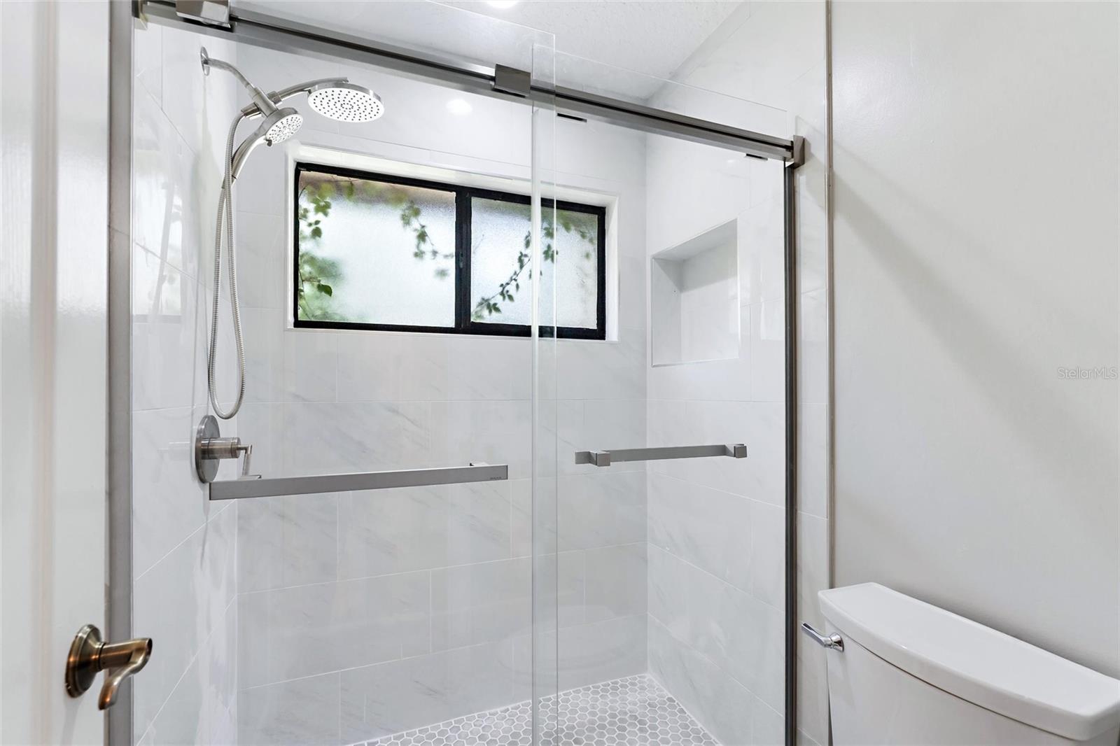 352 SWANSEA CT, OVIEDO, FL, 32766