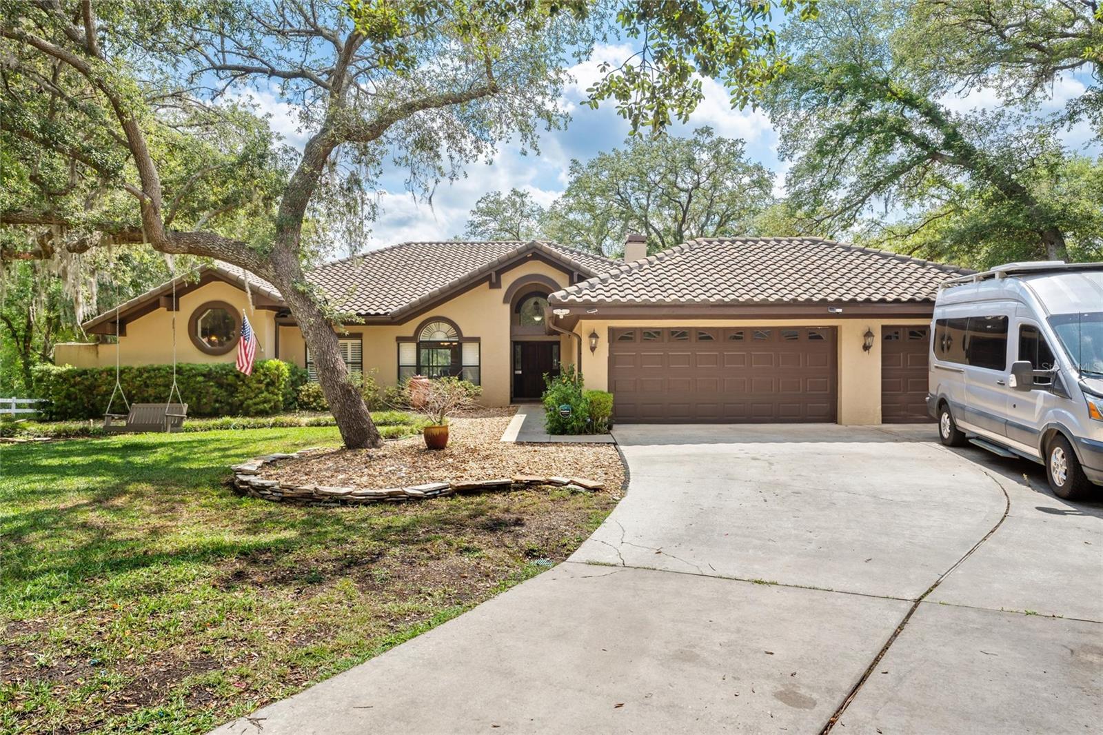352 SWANSEA CT, OVIEDO, FL, 32766