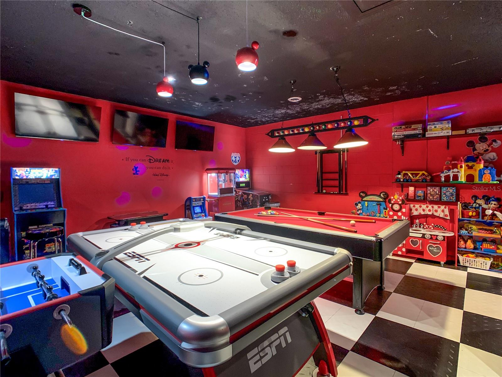 550 CANARY ISLAND CIR, DAVENPORT, FL, 33837