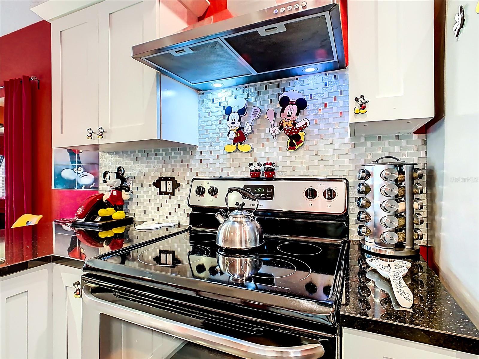 550 CANARY ISLAND CIR, DAVENPORT, FL, 33837