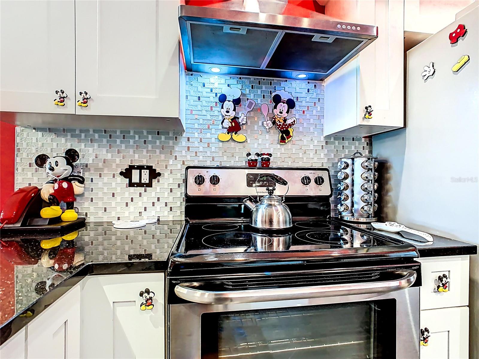 550 CANARY ISLAND CIR, DAVENPORT, FL, 33837