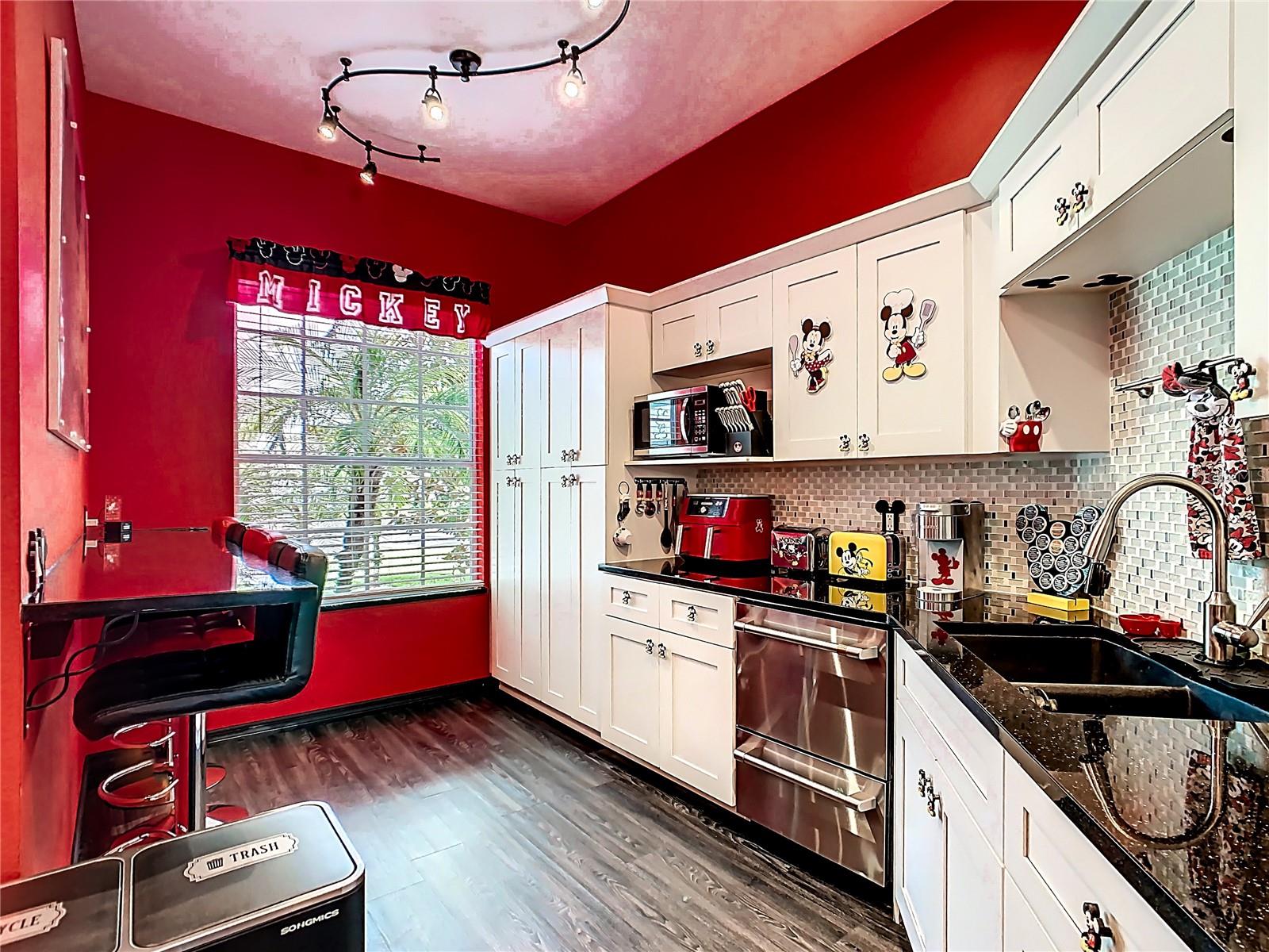 550 CANARY ISLAND CIR, DAVENPORT, FL, 33837