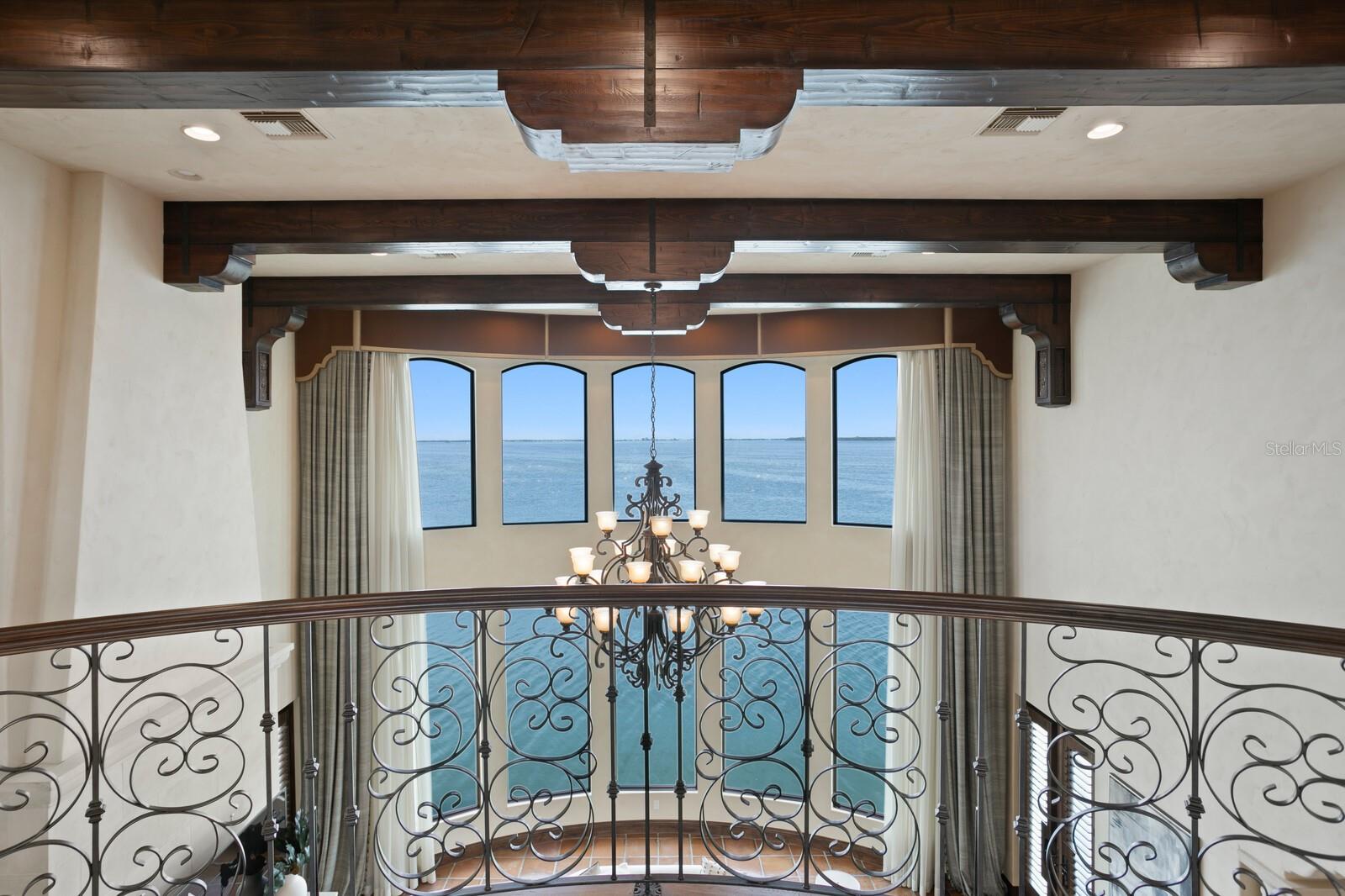 TB8383607 Property Photo