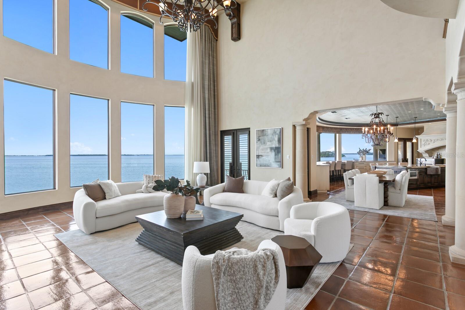 TB8383607 Property Photo