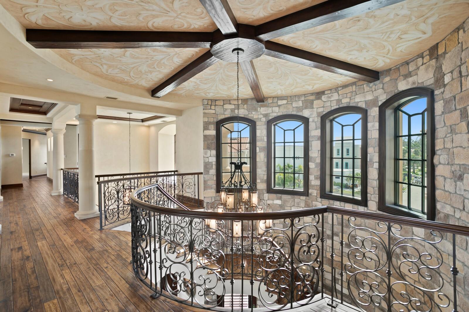 TB8383607 Property Photo