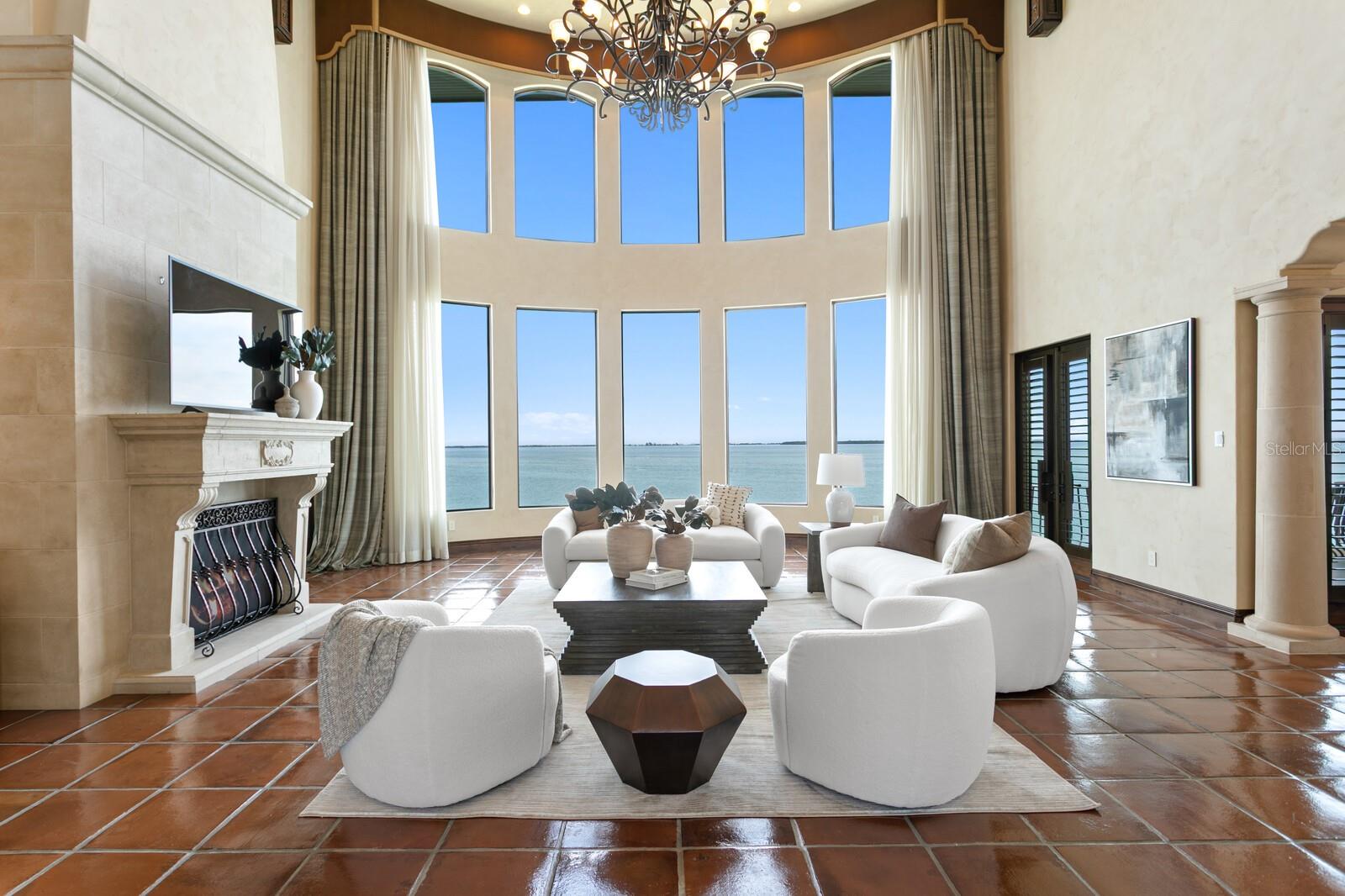 TB8383607 Property Photo