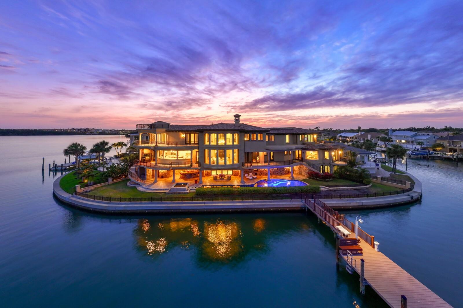 TB8383607 Property Photo