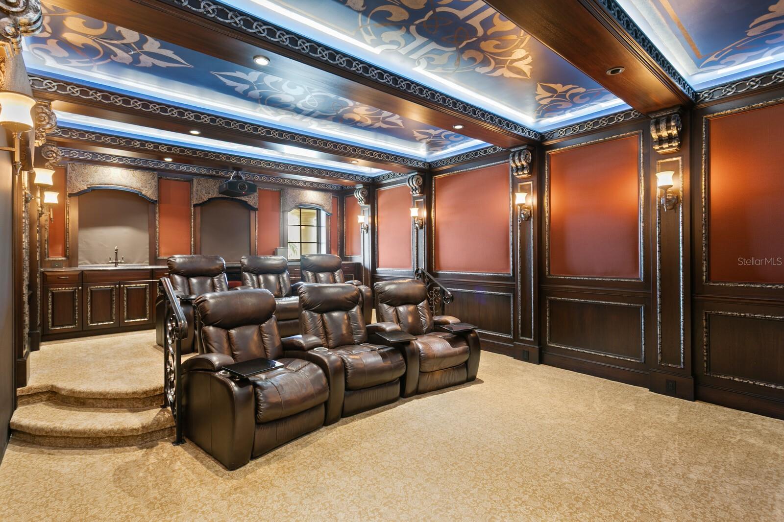 TB8383607 Property Photo