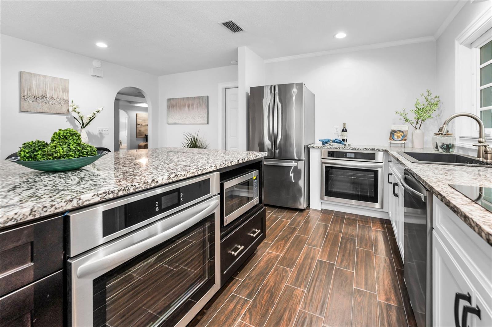 1402 OLEANDER DR, TARPON SPRINGS, FL, 34689