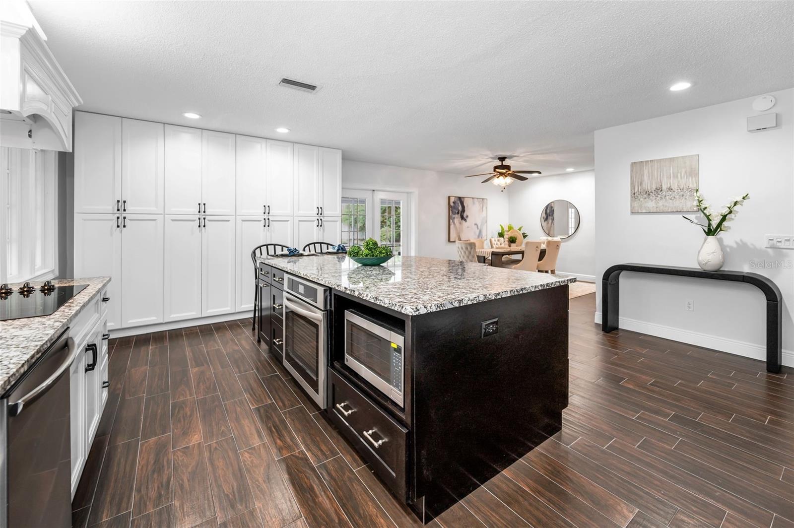 1402 OLEANDER DR, TARPON SPRINGS, FL, 34689