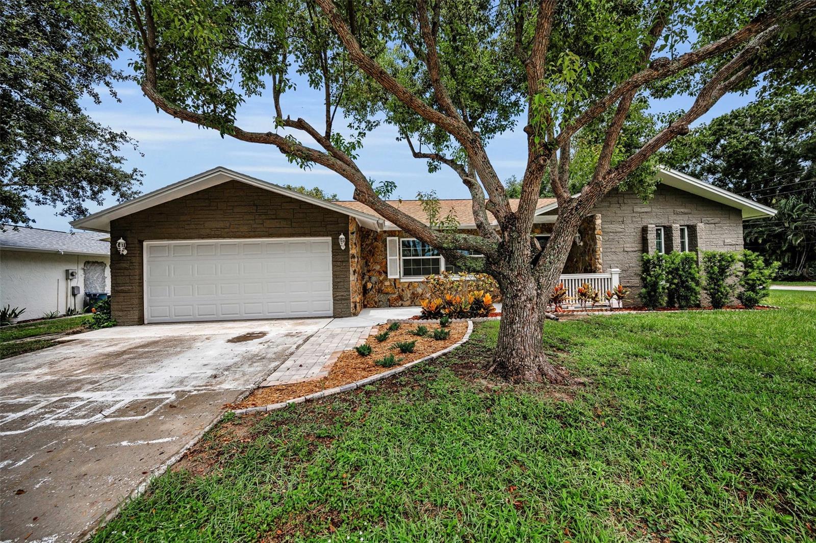 1402 OLEANDER DR, TARPON SPRINGS, FL, 34689