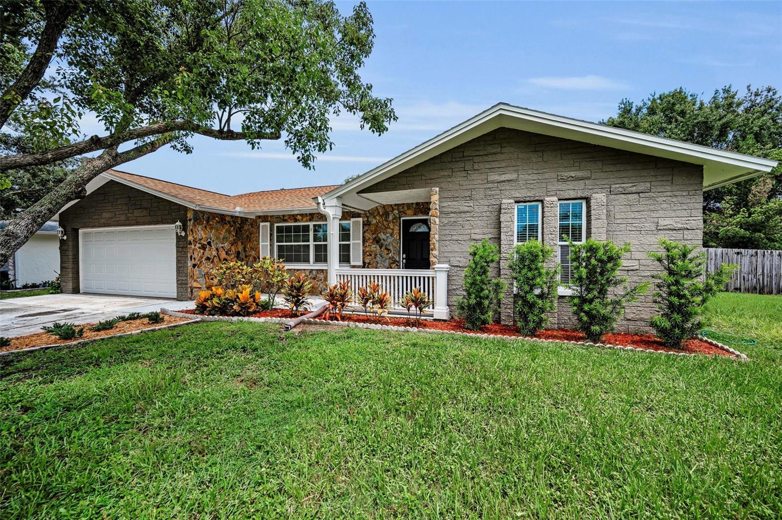 1402 OLEANDER DR, TARPON SPRINGS, FL, 34689