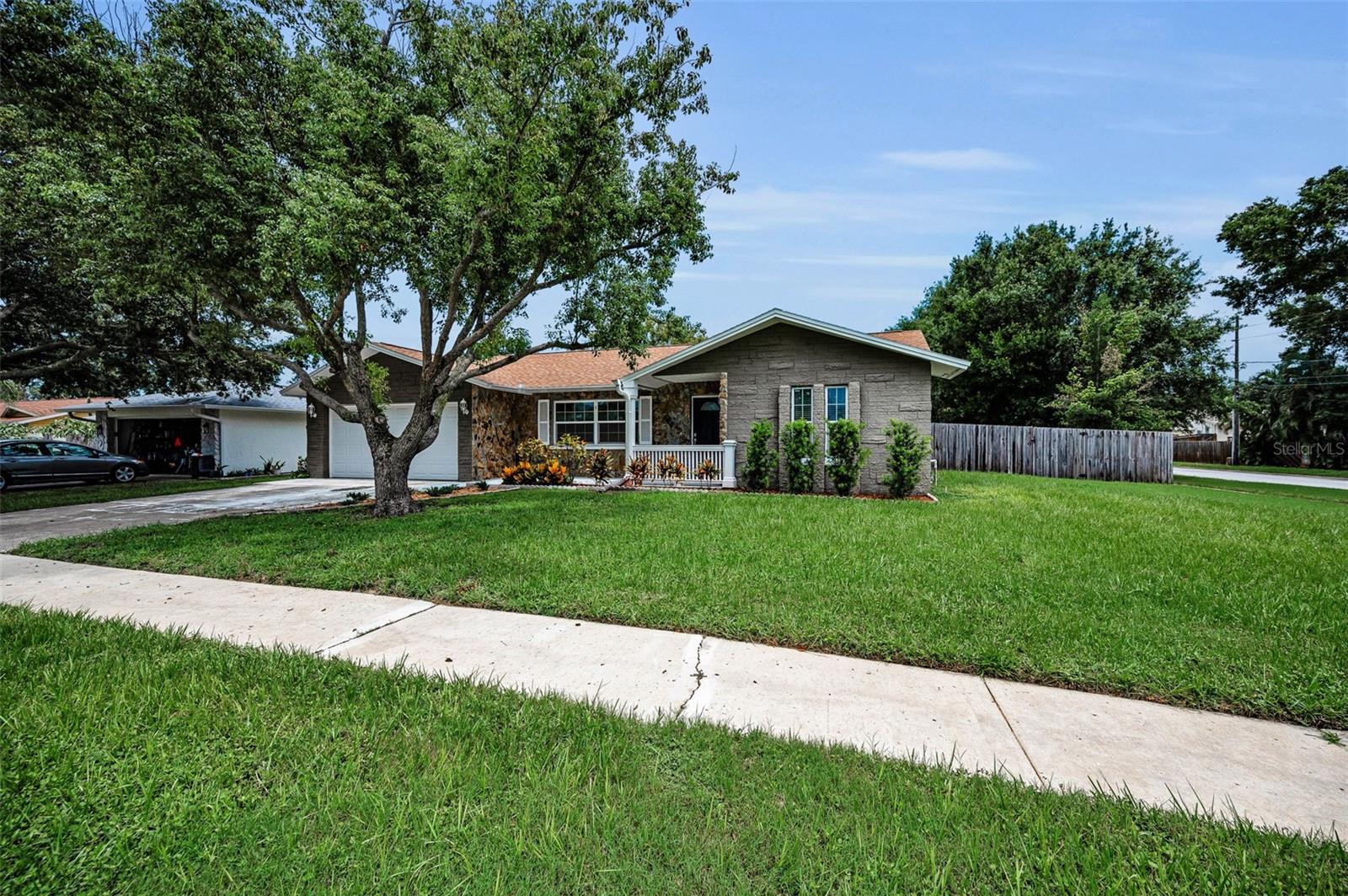 1402 OLEANDER DR, TARPON SPRINGS, FL, 34689