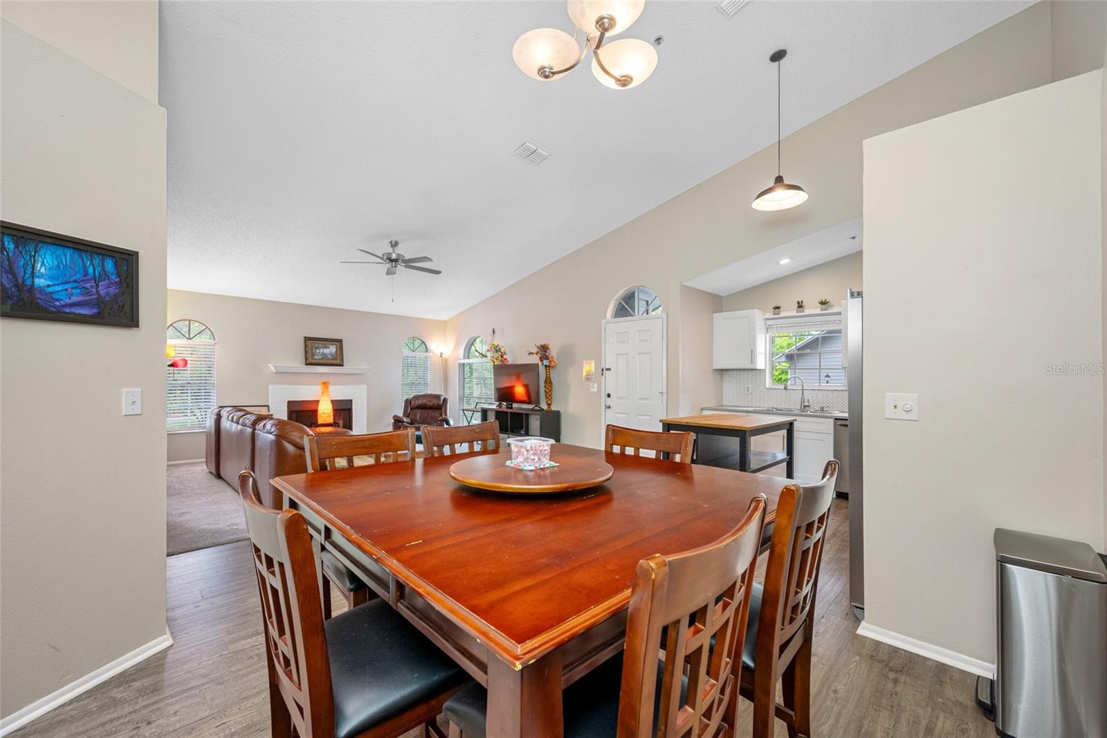 6001 LAKETREE LN #B, TEMPLE TERRACE, FL, 33617