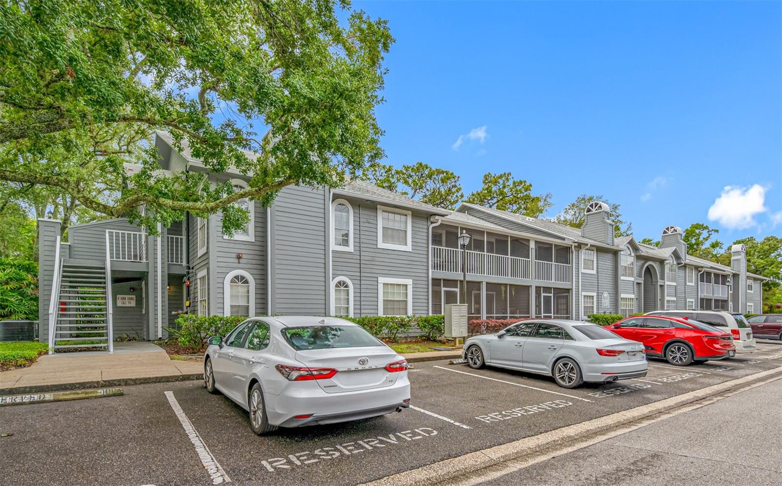 6001 LAKETREE LN #B, TEMPLE TERRACE, FL, 33617