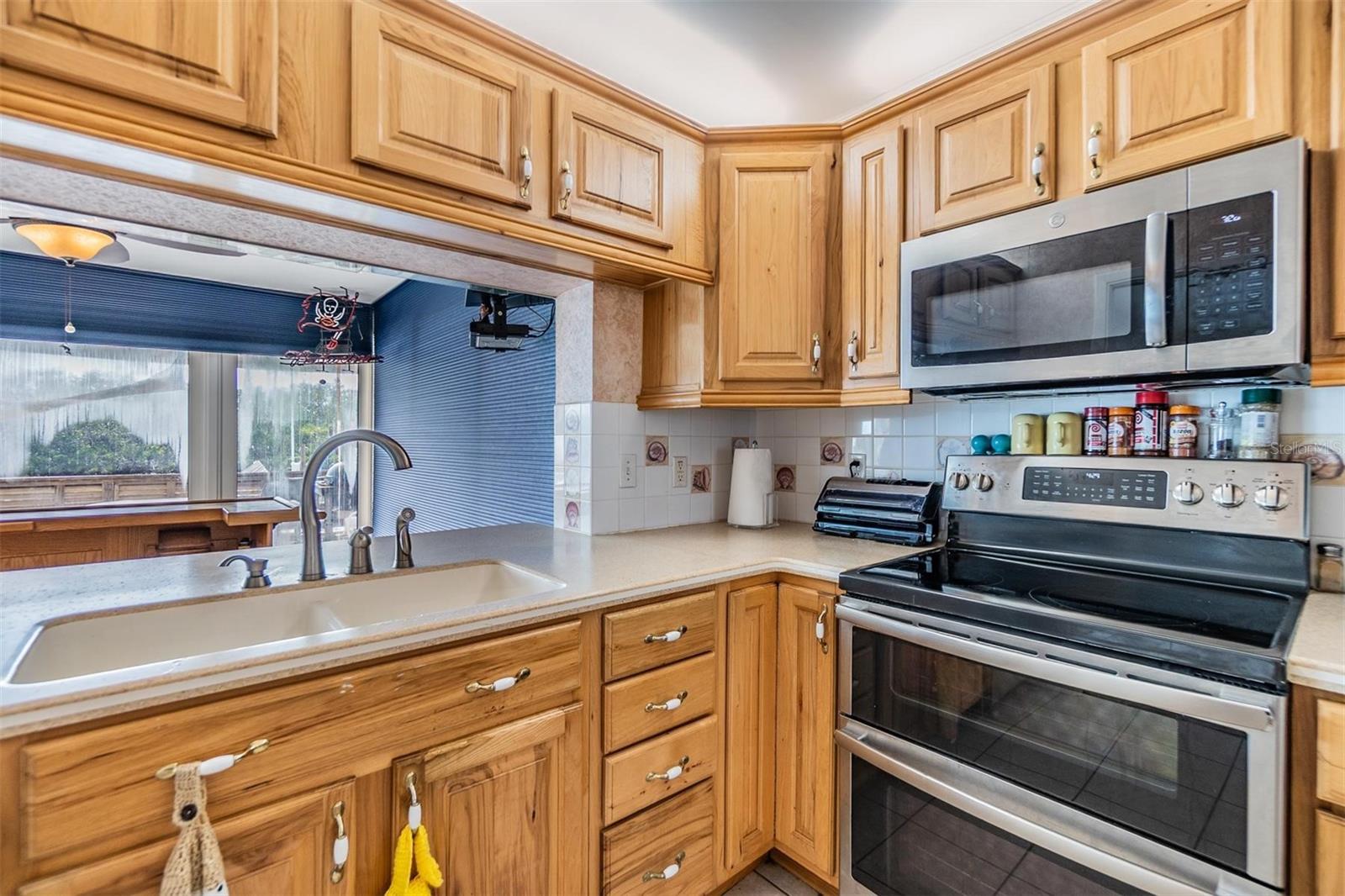 1421 SEA GULL DR S, ST PETERSBURG, FL, 33707