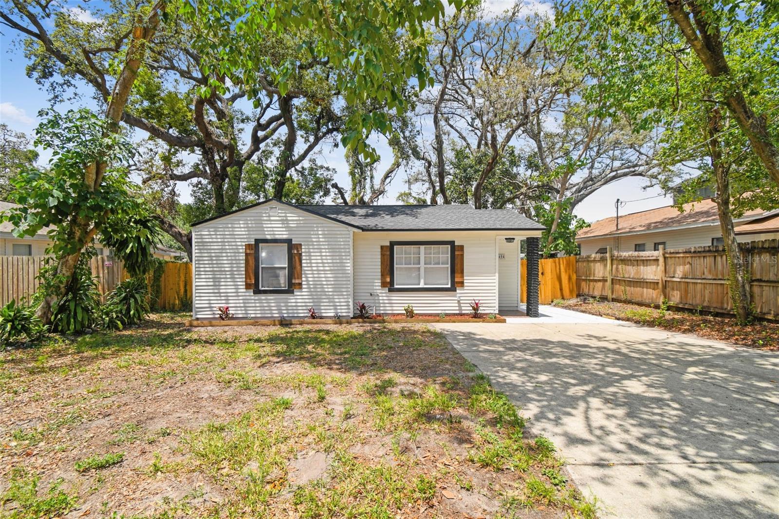 1404 E CURTIS ST, TAMPA, FL, 33603