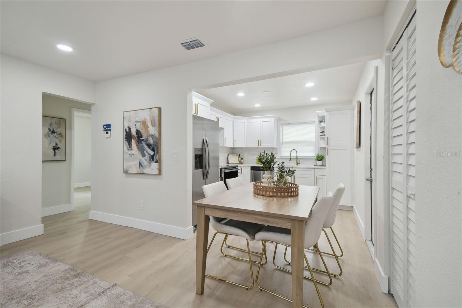 1404 E CURTIS ST, TAMPA, FL, 33603