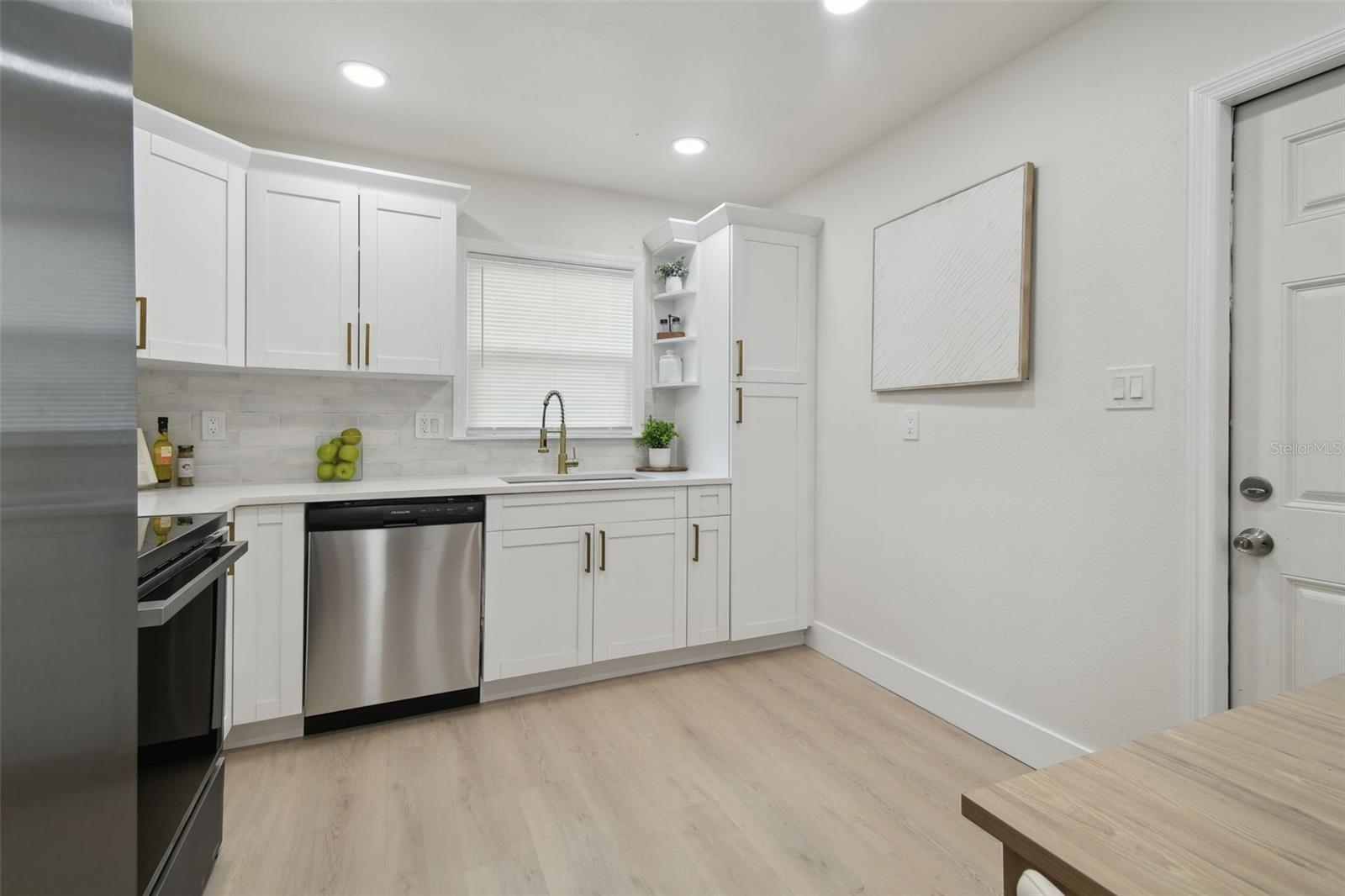 1404 E CURTIS ST, TAMPA, FL, 33603