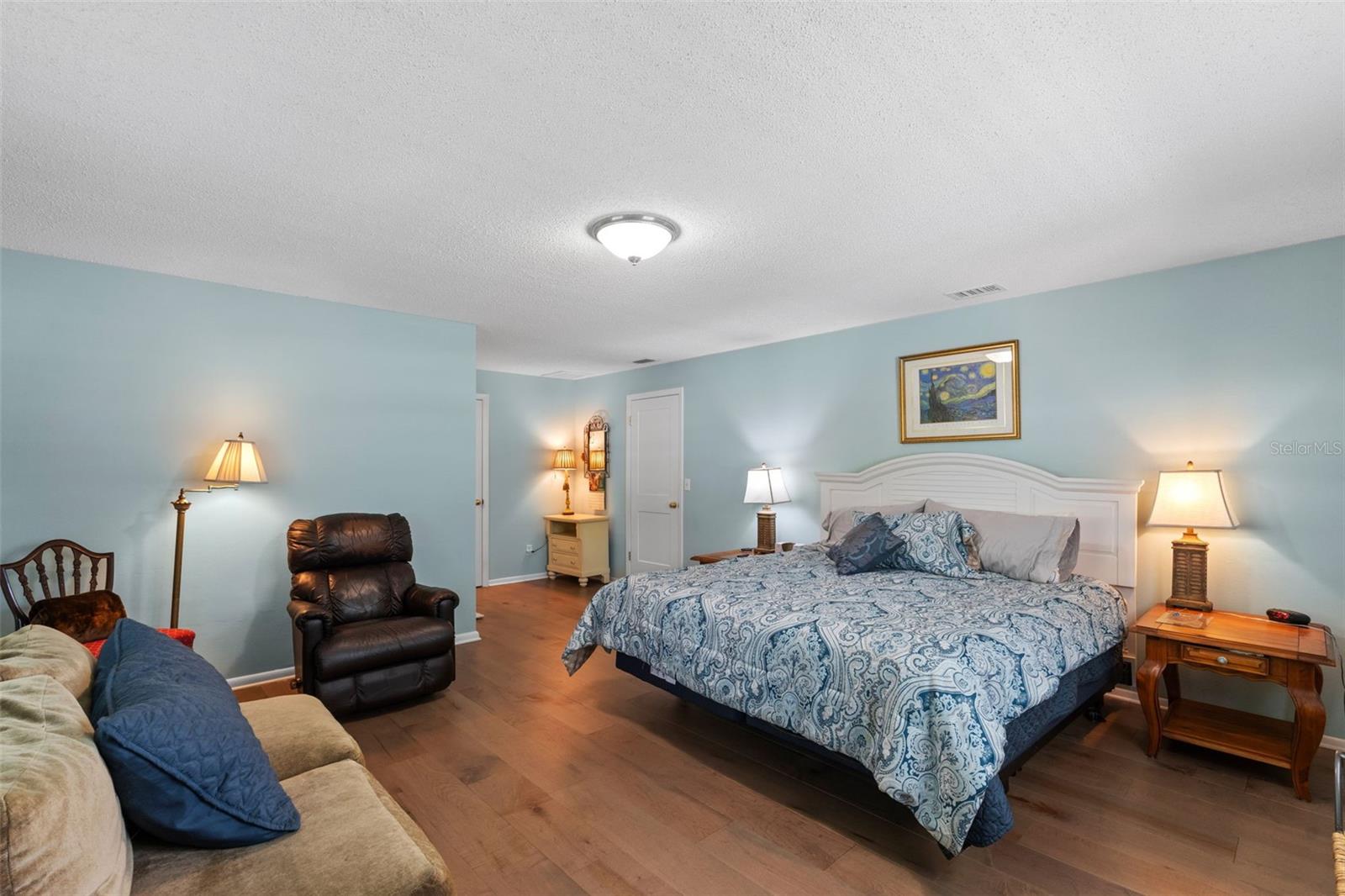 711 VALENCIA CT, WINTER GARDEN, FL, 34787