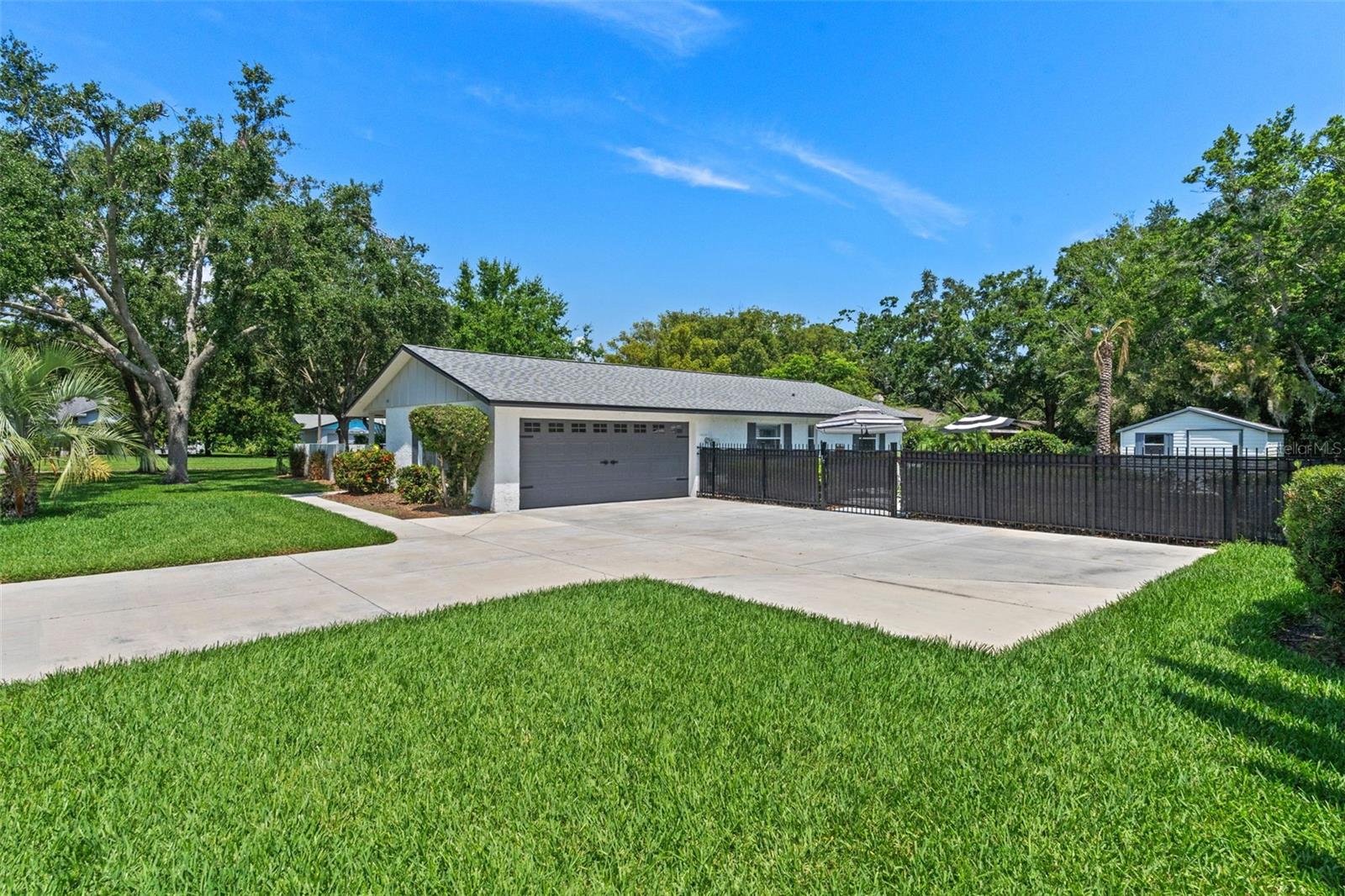 711 VALENCIA CT, WINTER GARDEN, FL, 34787