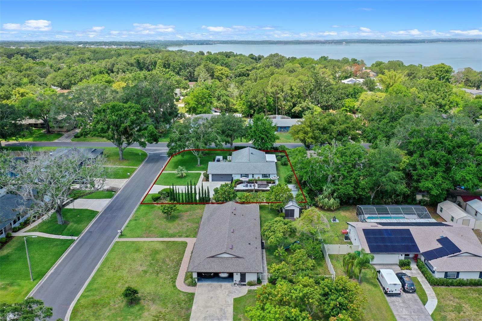 711 VALENCIA CT, WINTER GARDEN, FL, 34787