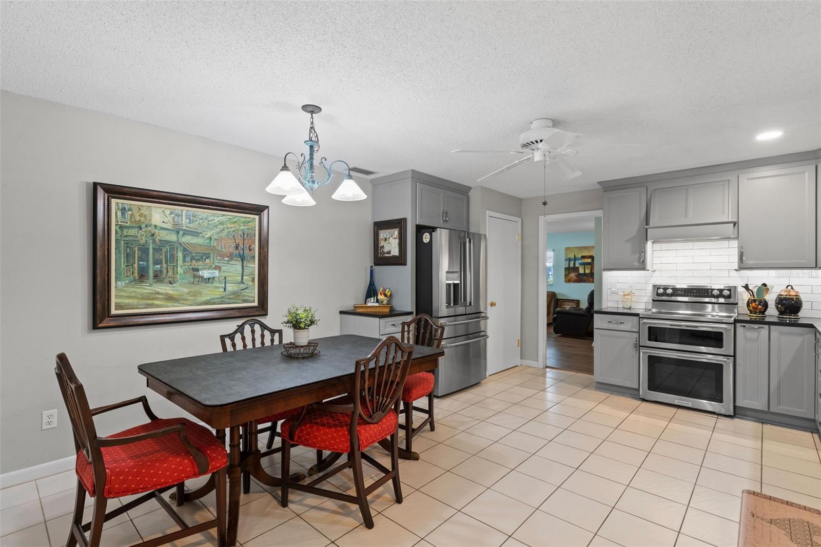 711 VALENCIA CT, WINTER GARDEN, FL, 34787