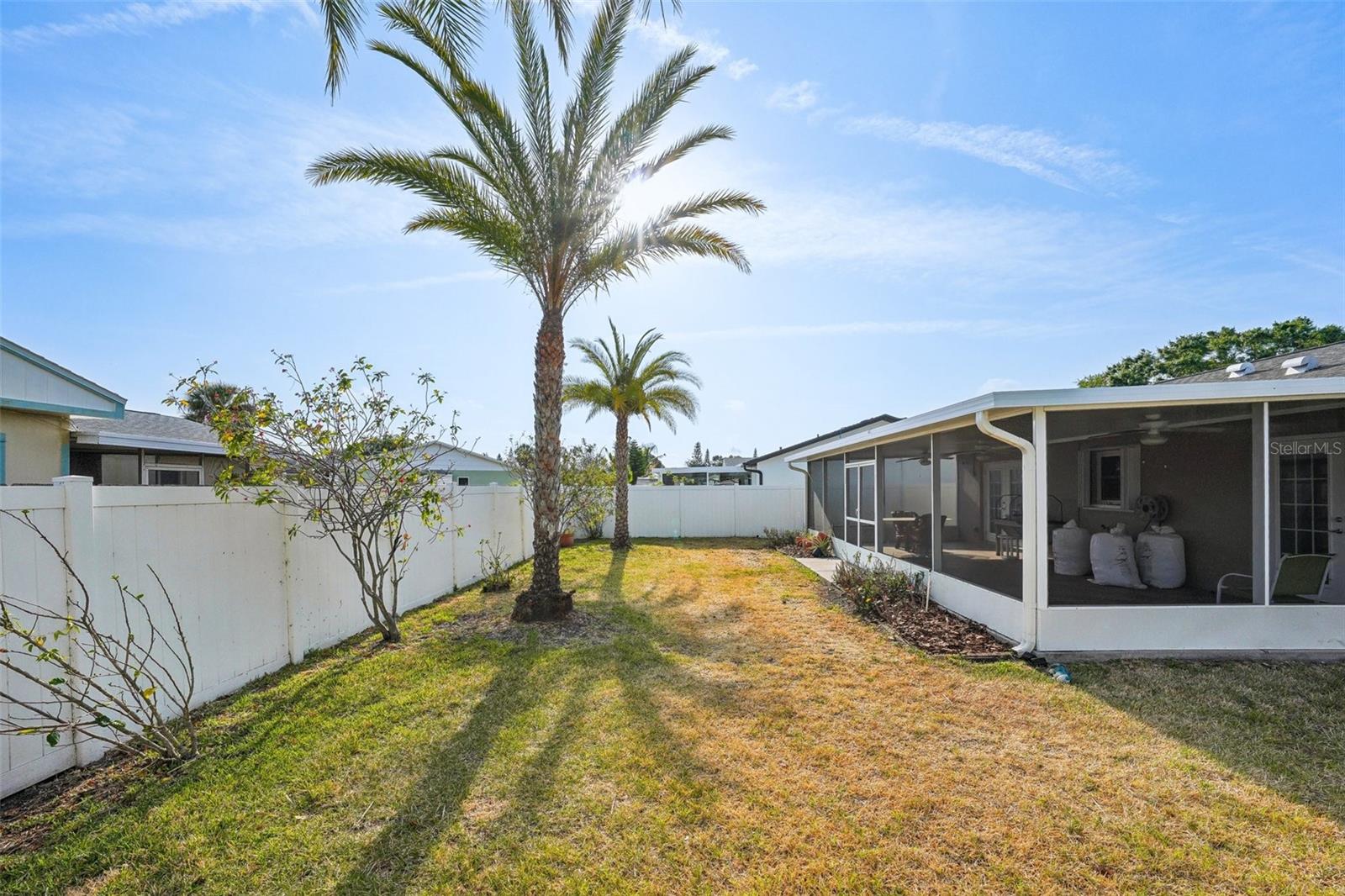 8417 BAY POINTE DR, TAMPA, FL, 33615