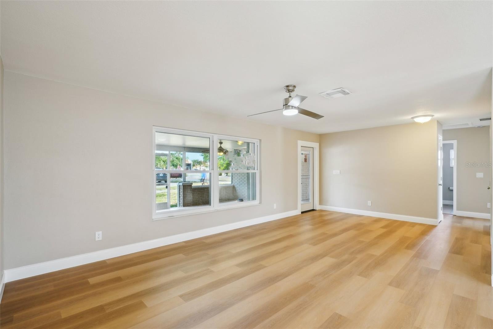 8417 BAY POINTE DR, TAMPA, FL, 33615