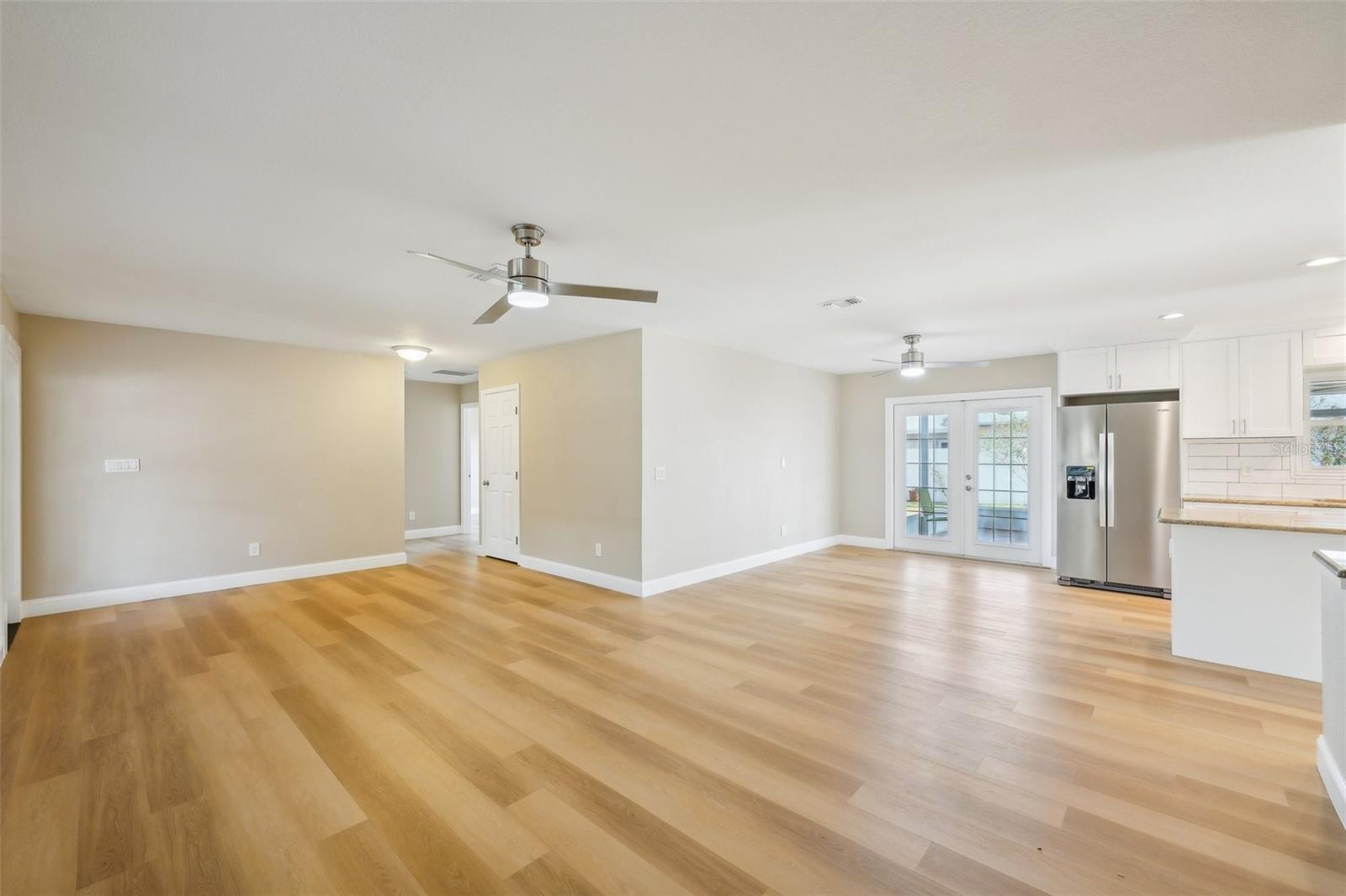 8417 BAY POINTE DR, TAMPA, FL, 33615