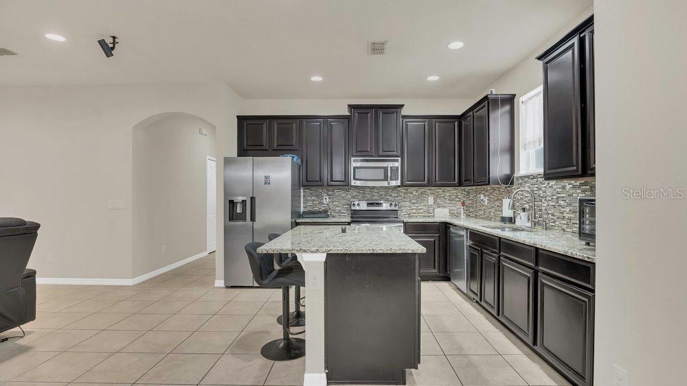 680 PREAKNESS CIR, DELAND, FL, 32724