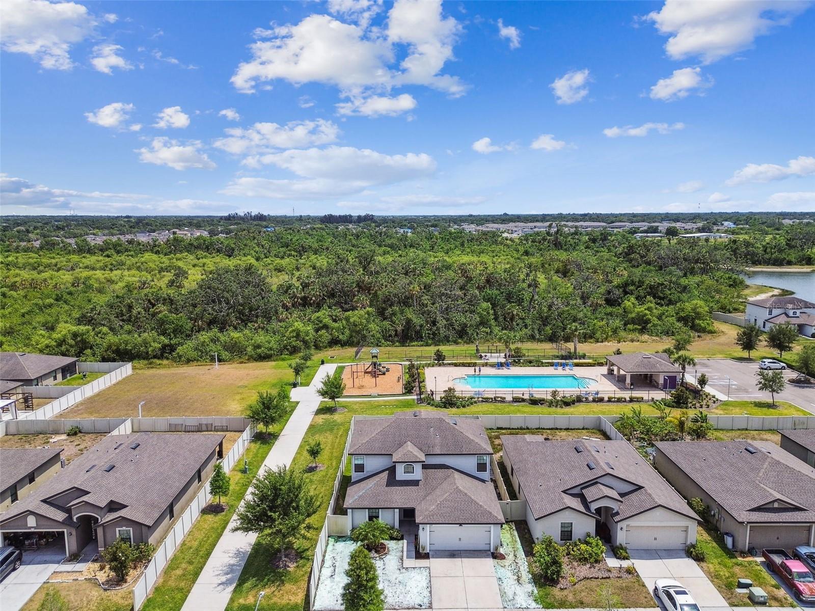 1009 WYNNMERE WALK AVE, RUSKIN, FL, 33570