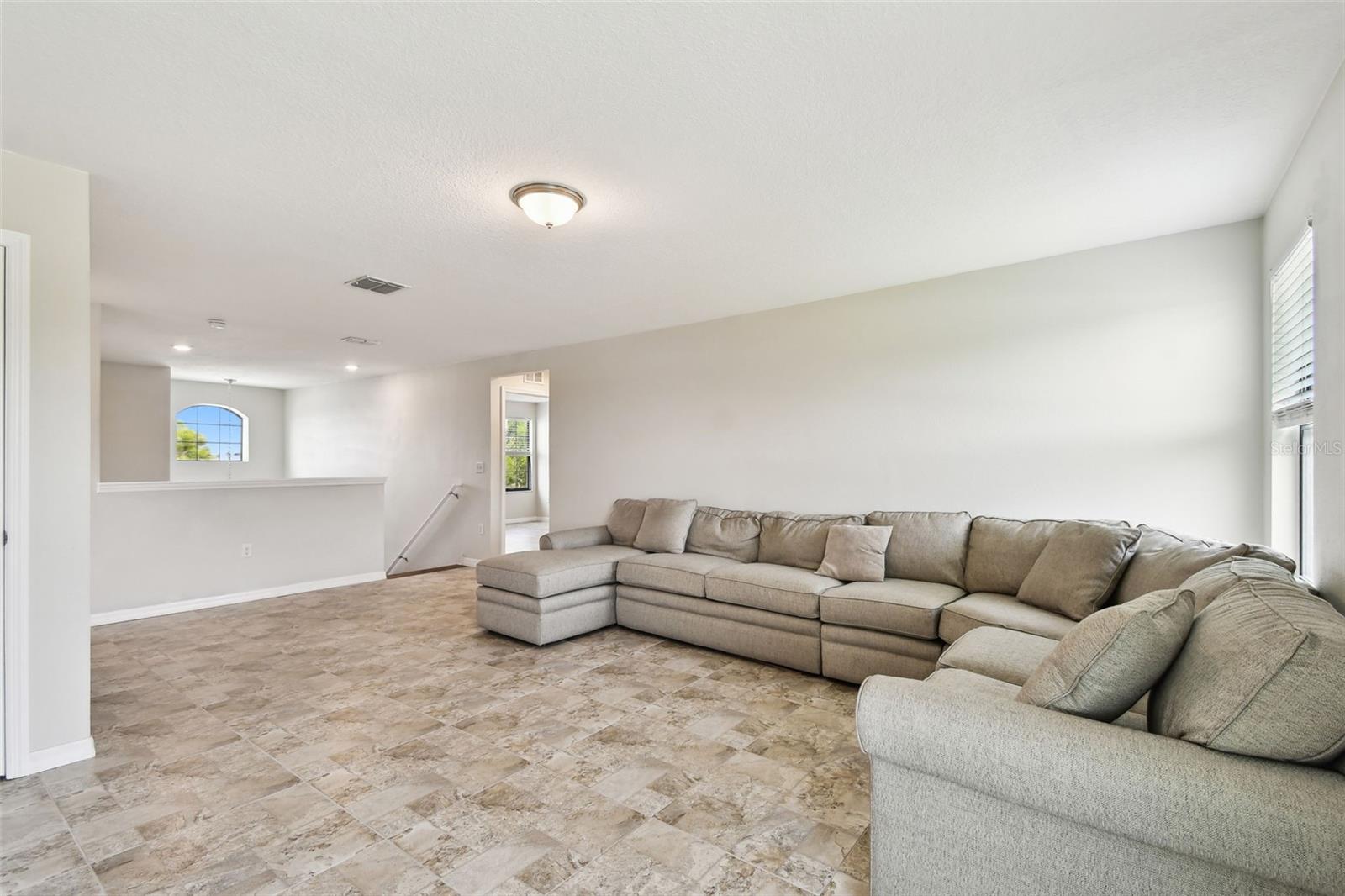 1009 WYNNMERE WALK AVE, RUSKIN, FL, 33570