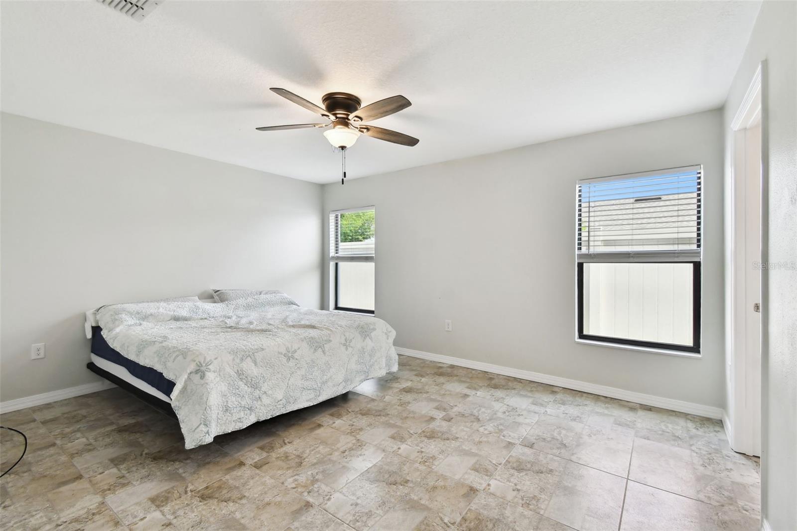 1009 WYNNMERE WALK AVE, RUSKIN, FL, 33570