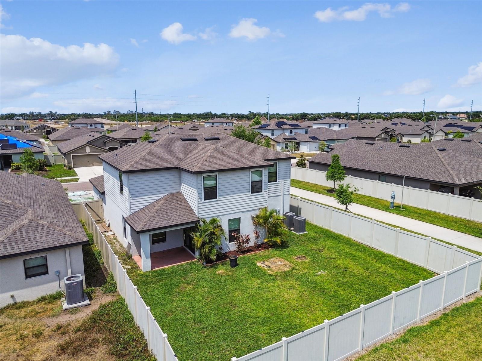 1009 WYNNMERE WALK AVE, RUSKIN, FL, 33570