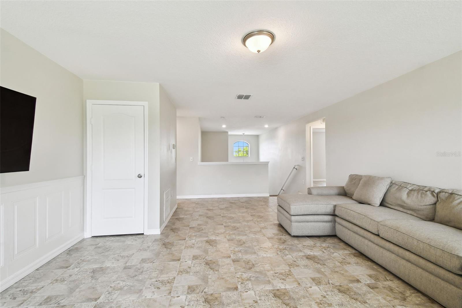 1009 WYNNMERE WALK AVE, RUSKIN, FL, 33570