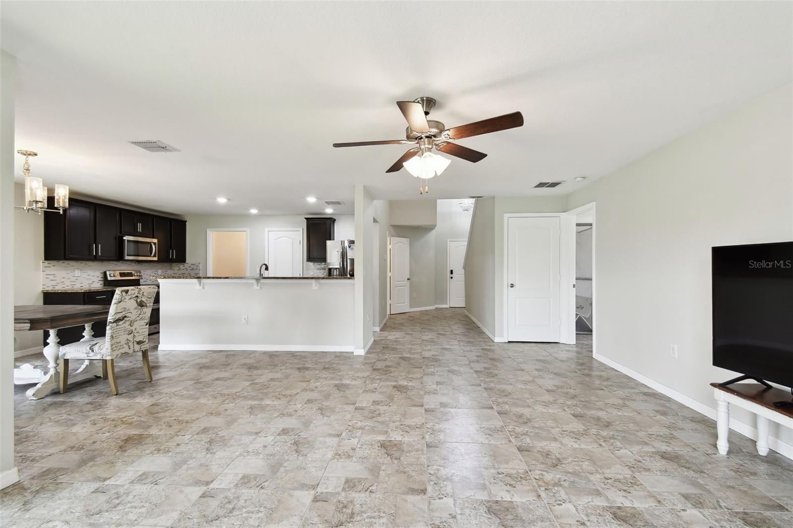 1009 WYNNMERE WALK AVE, RUSKIN, FL, 33570