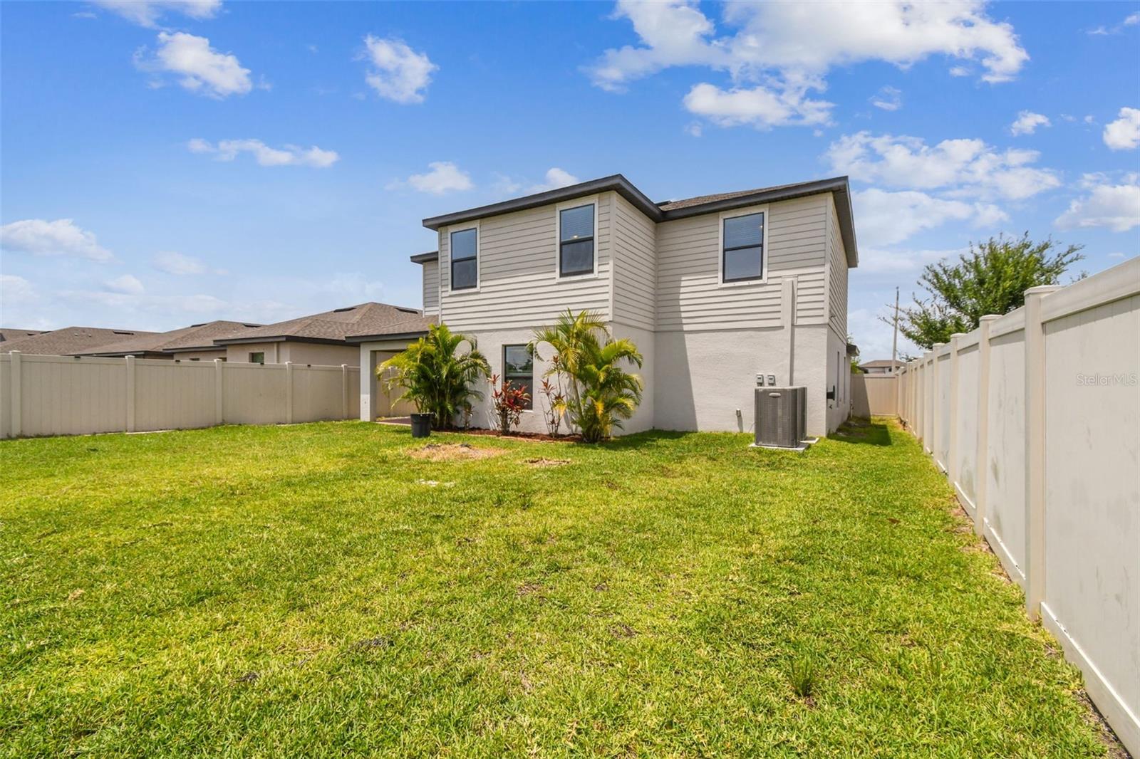 1009 WYNNMERE WALK AVE, RUSKIN, FL, 33570