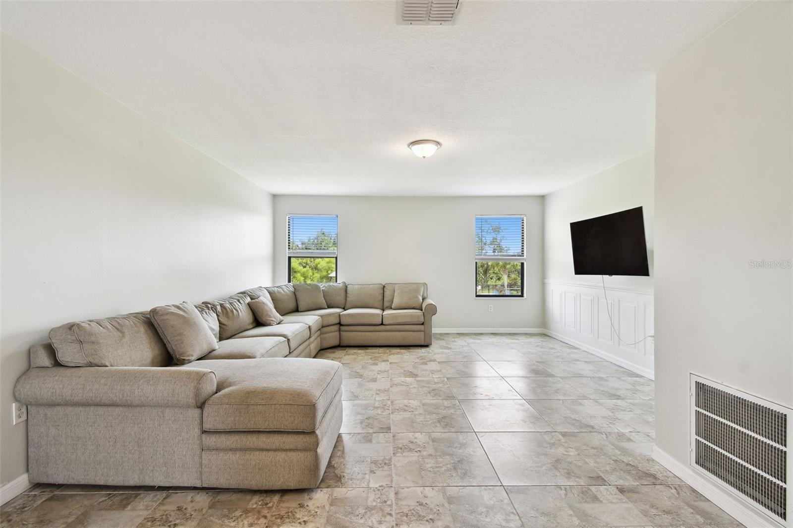 1009 WYNNMERE WALK AVE, RUSKIN, FL, 33570