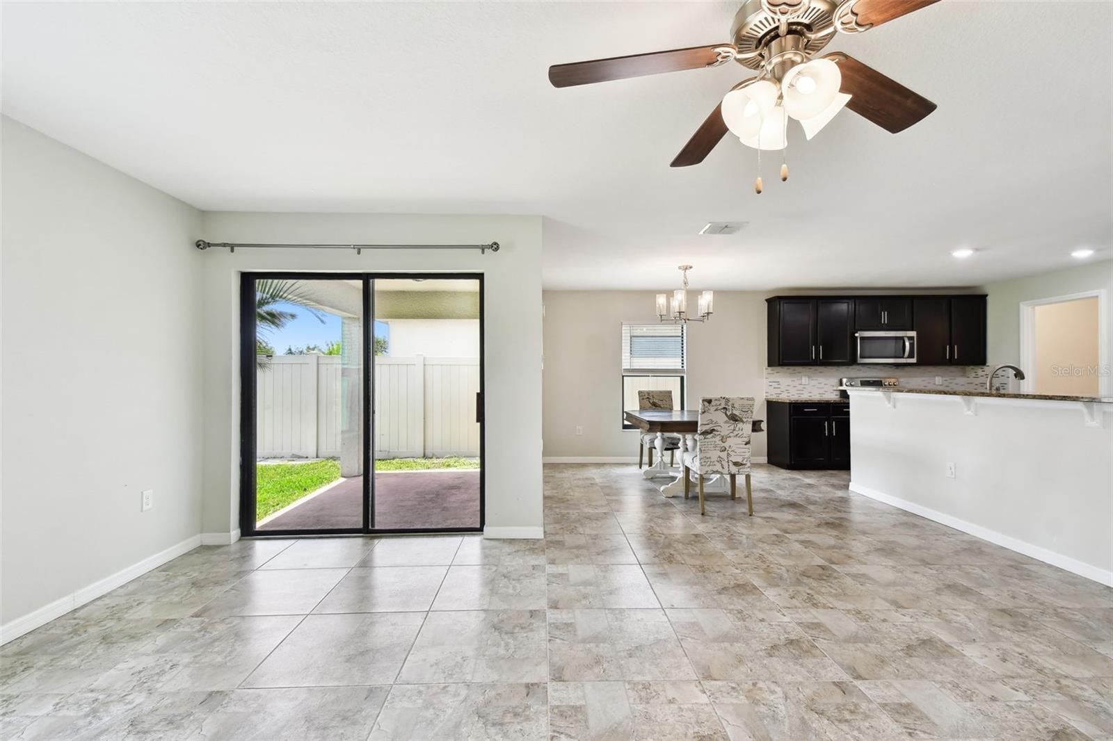 1009 WYNNMERE WALK AVE, RUSKIN, FL, 33570