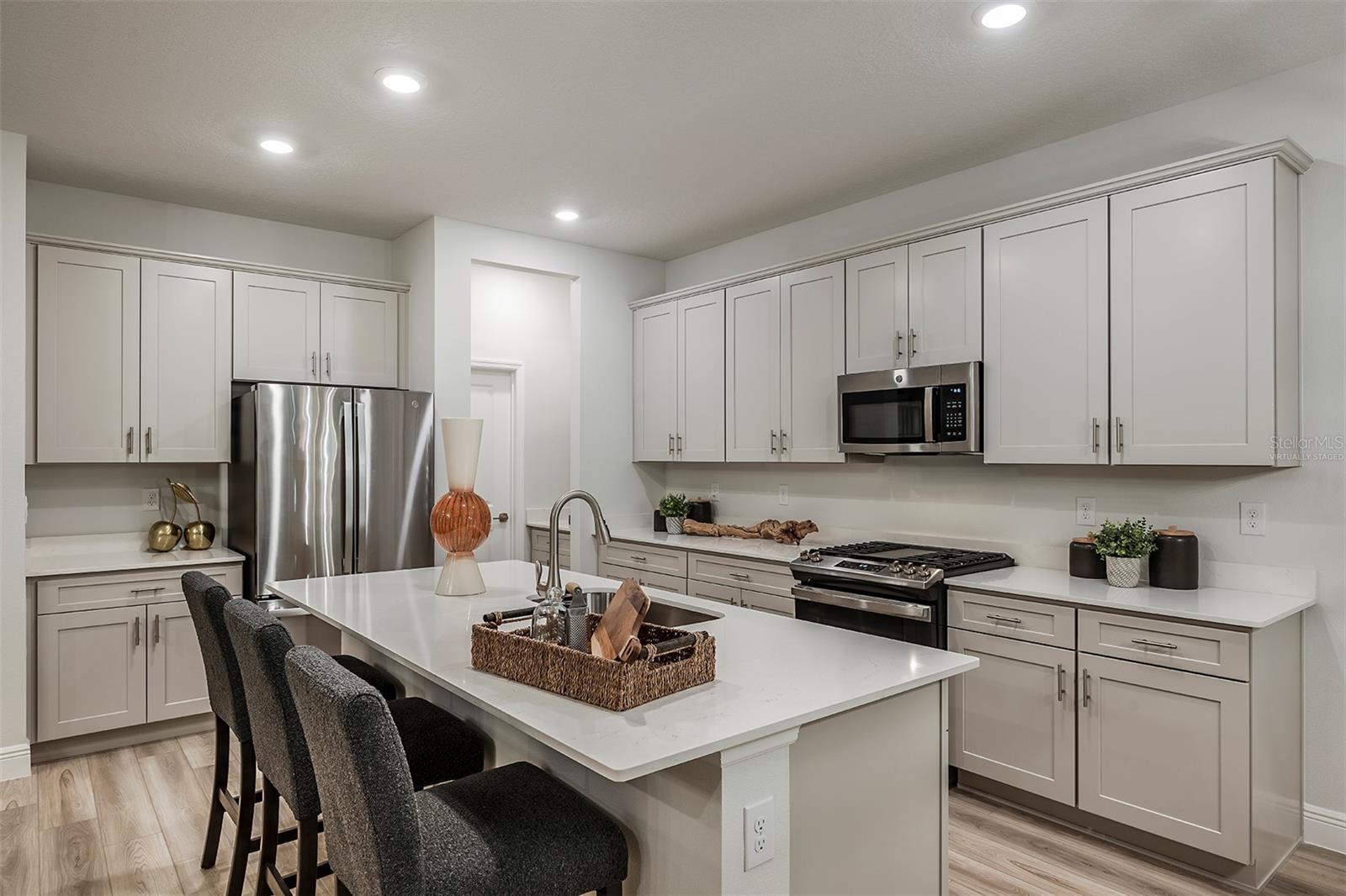 12172 CATTLESIDE DR, RIVERVIEW, FL, 33579