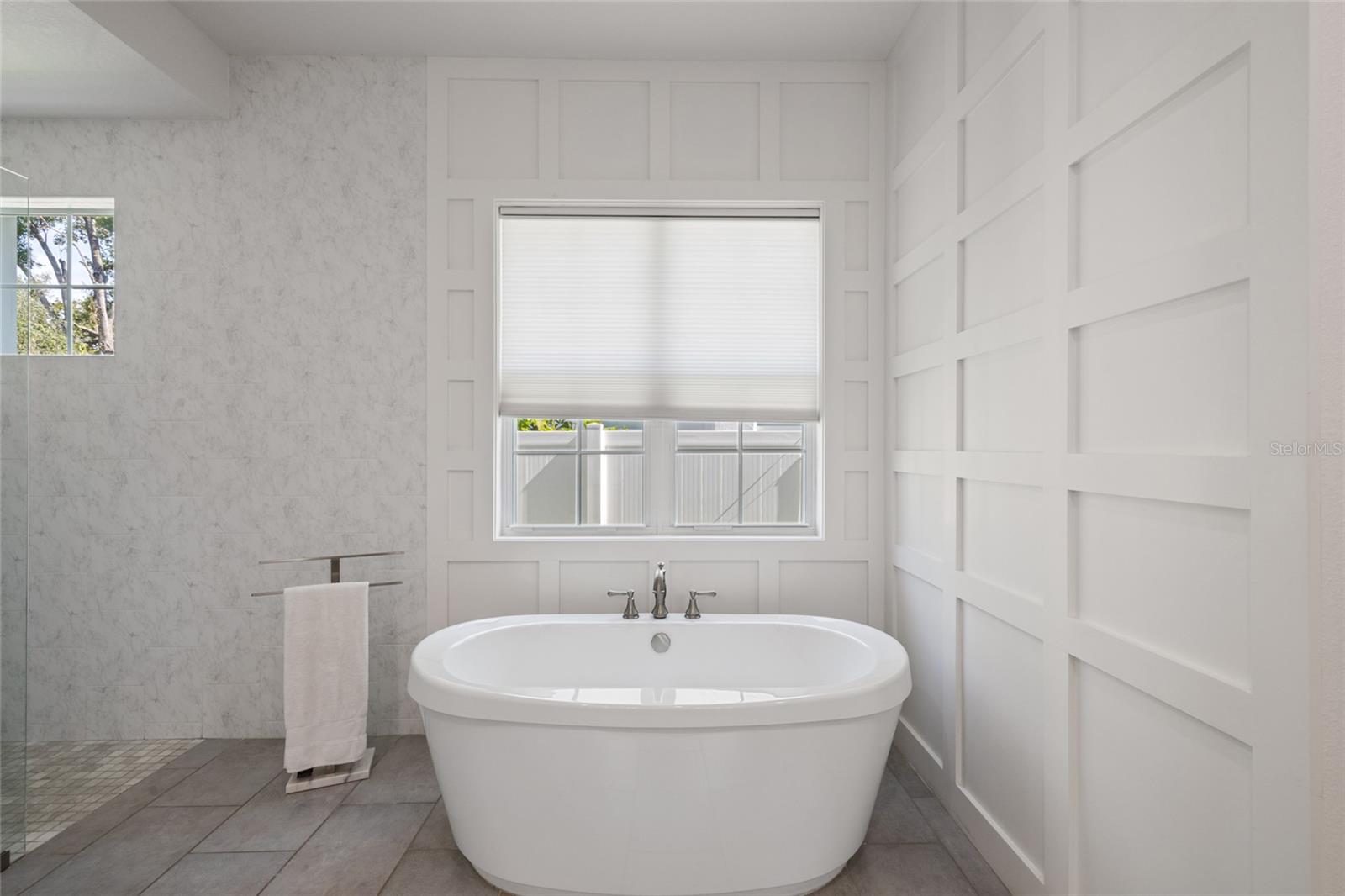 911 S STERLING AVE, TAMPA, FL, 33629